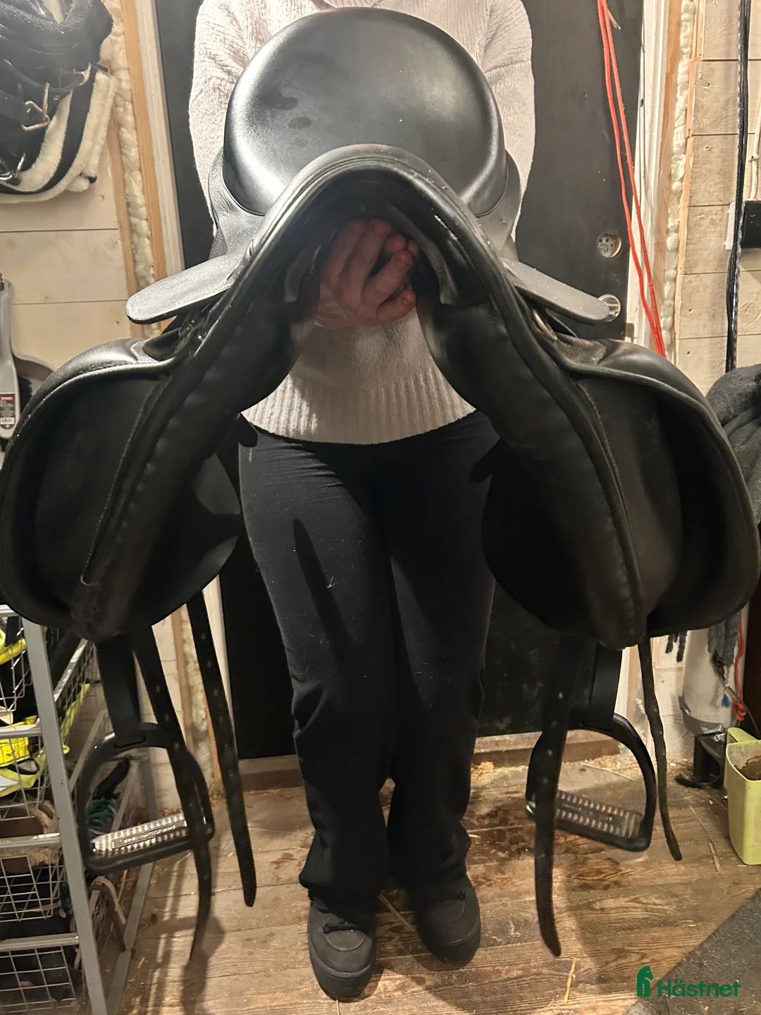 Sadlar hästutrustning till salu: Fantastisk Farmland dressyrsadel - Annons 4