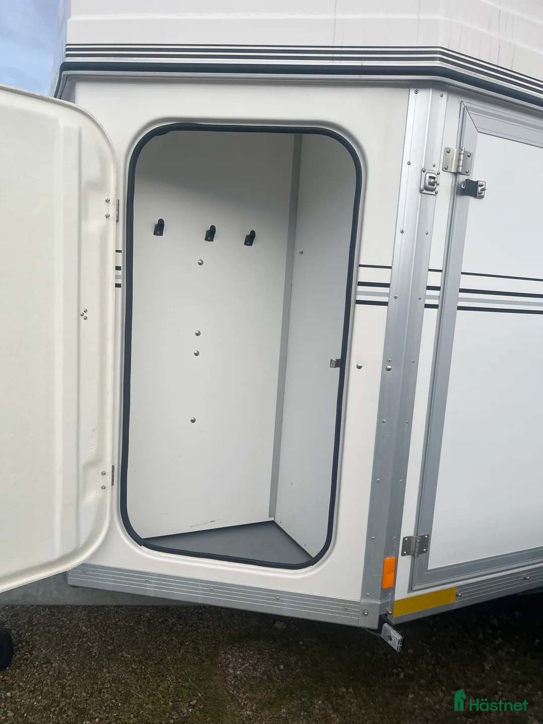 Hästtransporter  fordon & transport till salu: Forzab Cavallo 220SEH Bra skick! i Klippan - Annons 3