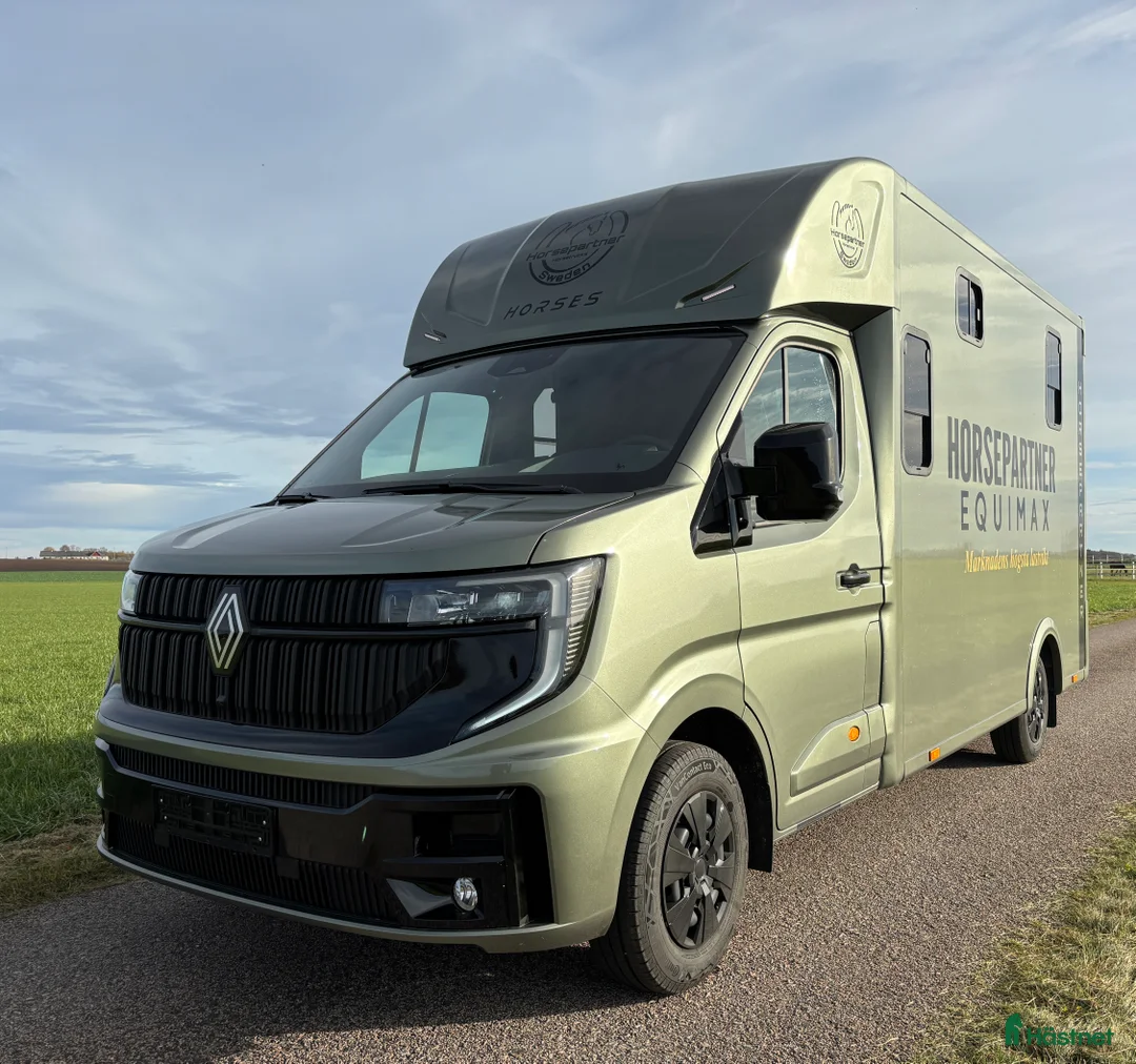 Hästlastbilar  fordon & transport till salu: HORSEPARTNER EQUIMAX hästbil - 5sits - stuteri i Laholm - Annons 3