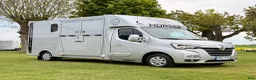 Hästlastbilar  fordon & transport till salu: NY Horsepartner Exclusive - Renault Master - Annons 1
