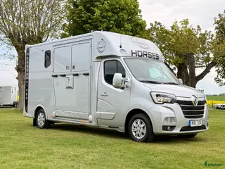 Hästlastbilar fordon & transport till salu: NY Horsepartner Exclusive - Renault Master - Annons 3