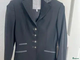 Jackor & Kavajer ryttarutrustning till salu: Kavaj för dressyr - Annons 1