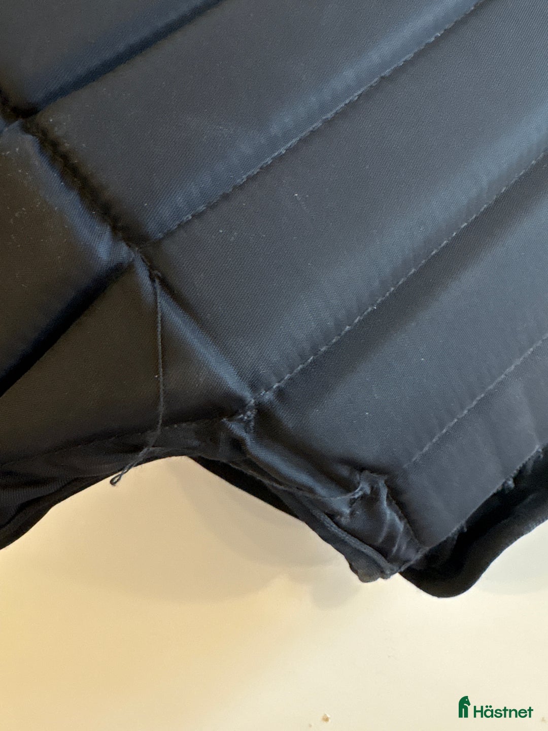 Säkerhetsvästar ryttarutrustning till salu: Ridväst för barn i Västerås - Annons 4