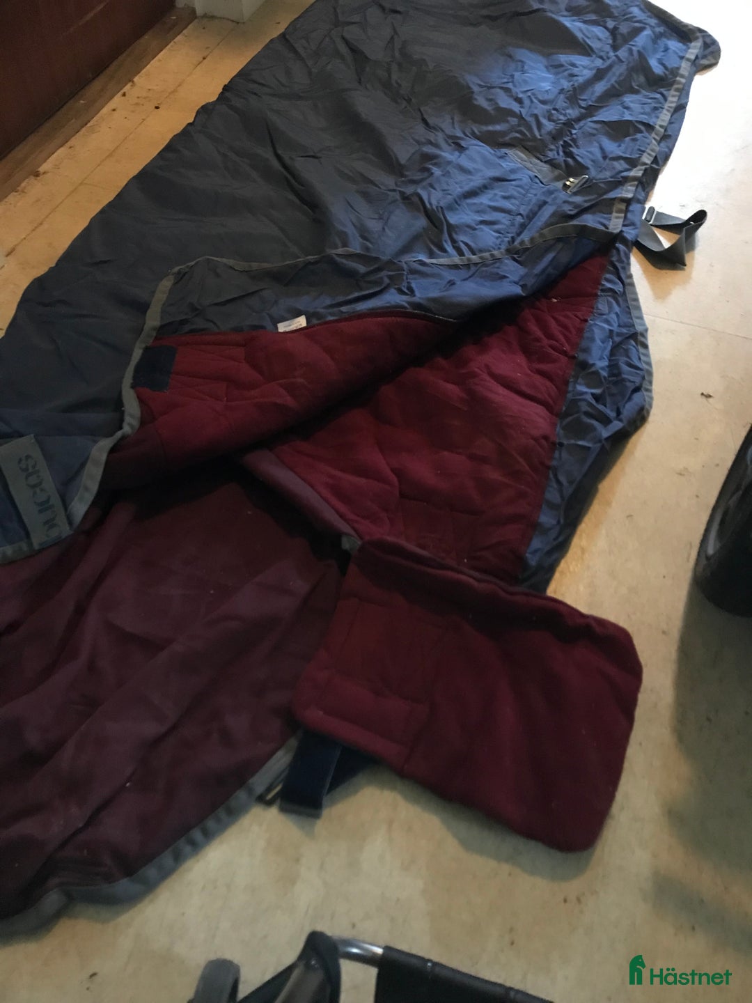 Täcken hästutrustning till salu: Tjockt Vintertäcke från bukas  i Herrljunga - Annons 3