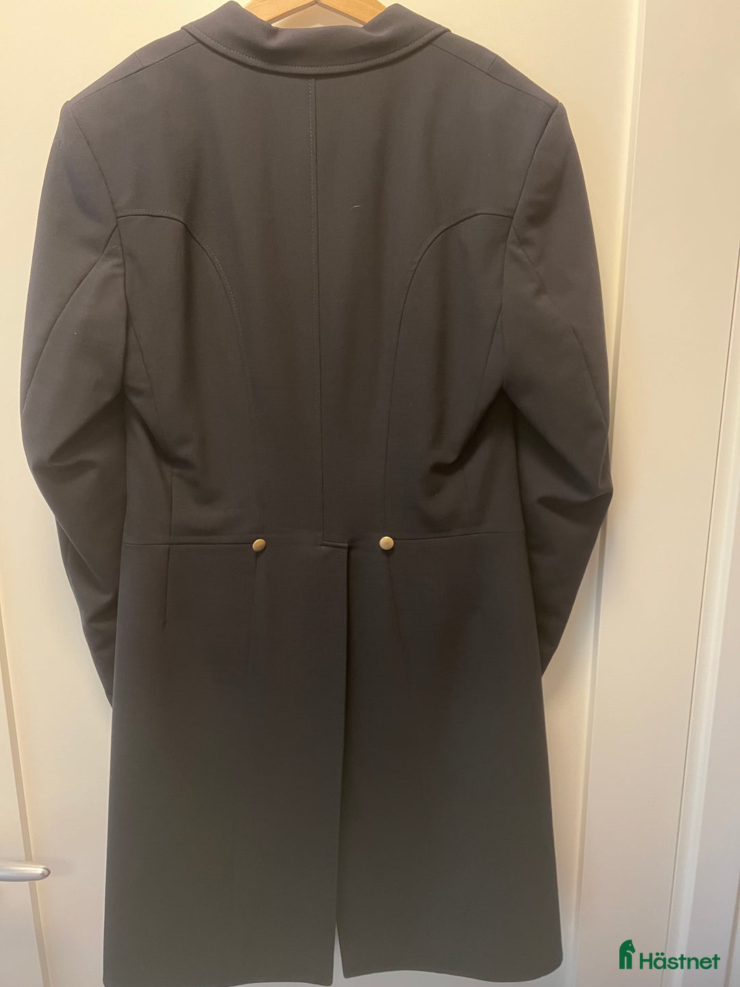 Jackor & Kavajer ryttarutrustning till salu: Pikeur frack i Karlstad - Annons 2