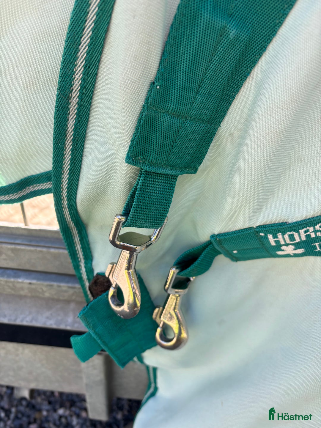 Täcken hästutrustning till salu: Horseware Rambo i Gråbo - Annons 3