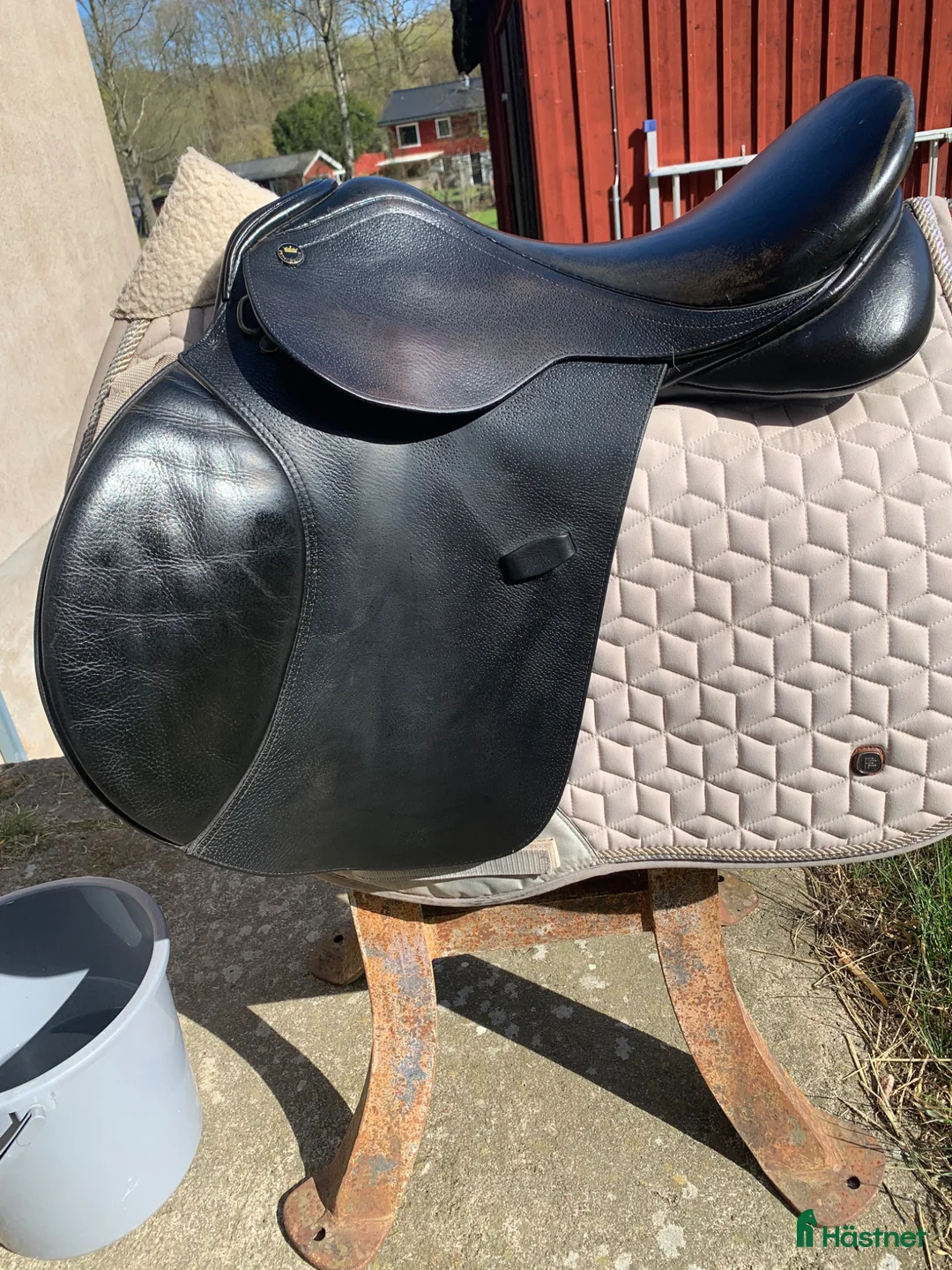 Sadlar hästutrustning till salu: Sadel från Meyerstone princeville - Annons 1