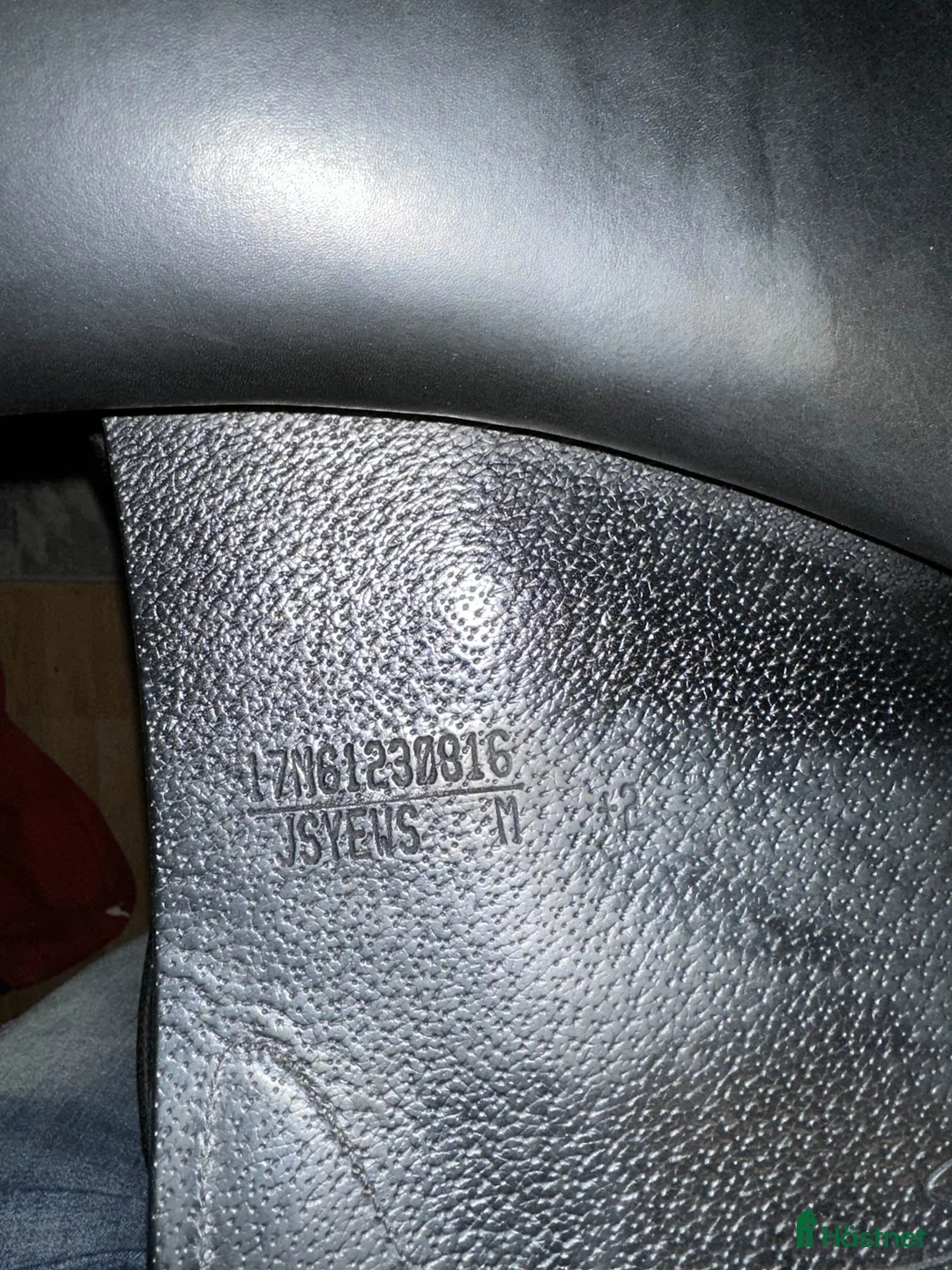 Sadlar hästutrustning till salu: Fin equipe sadel i Vallentuna - Annons 3