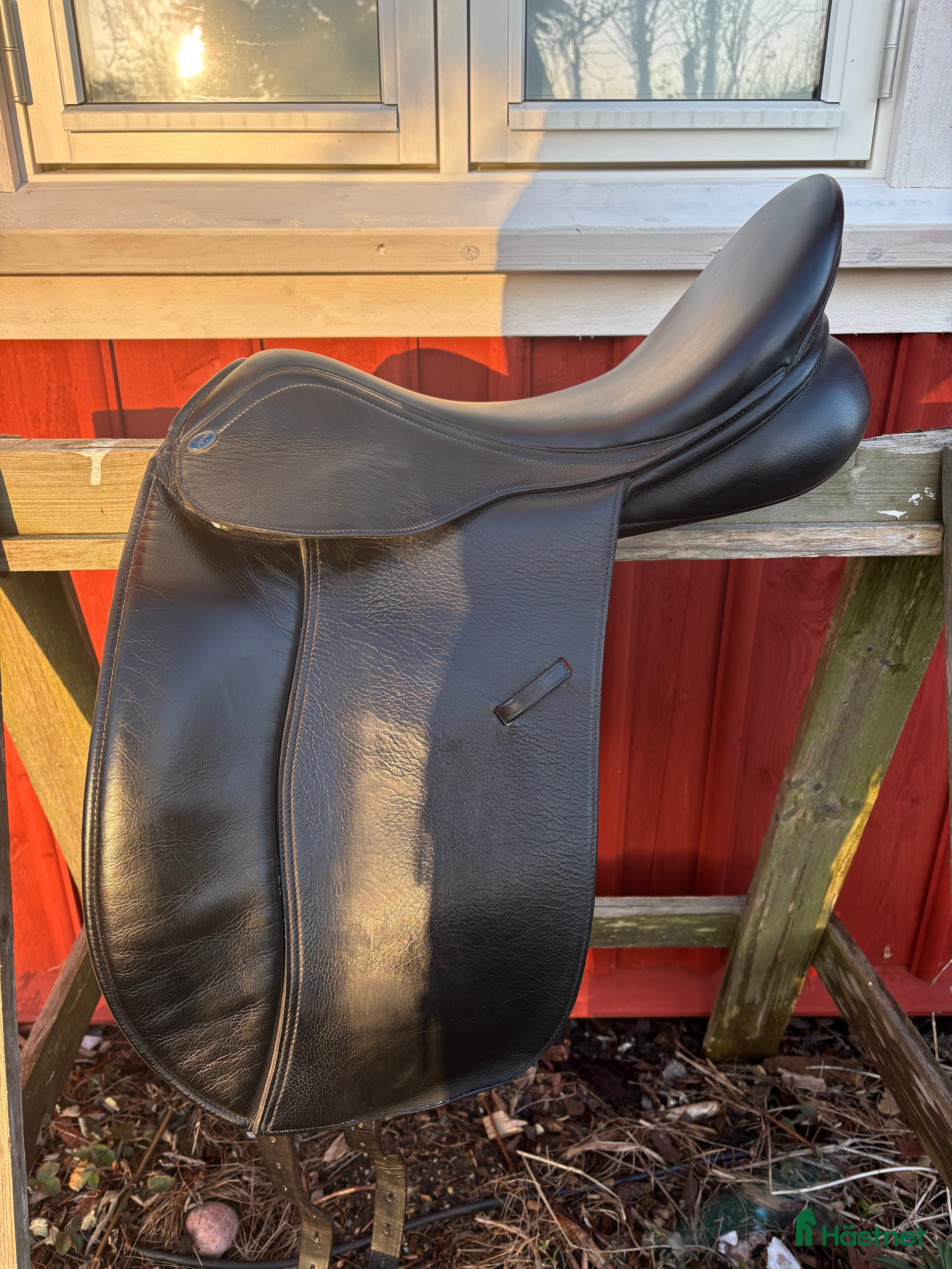 Sadlar hästutrustning Dressyrsadel Lippo i Hamburgsund - Annons 12