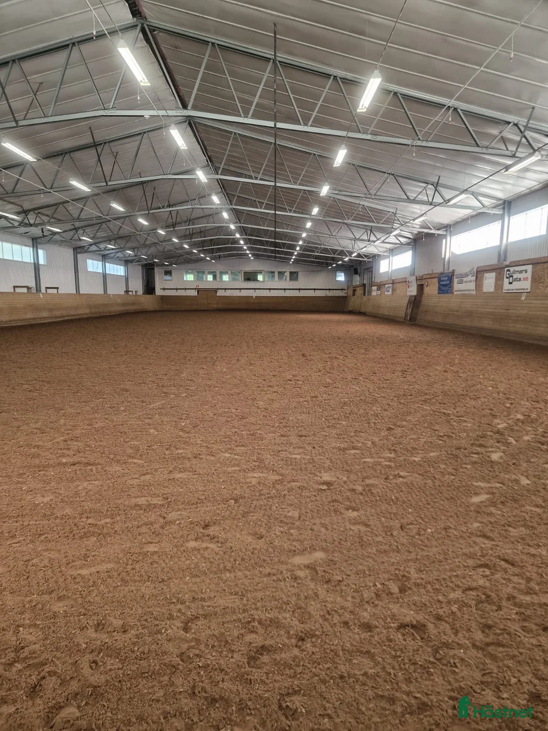  stallplats finnes: Stallplats med tillgång till två ridhus & paddock i Lysekil - Annons 1