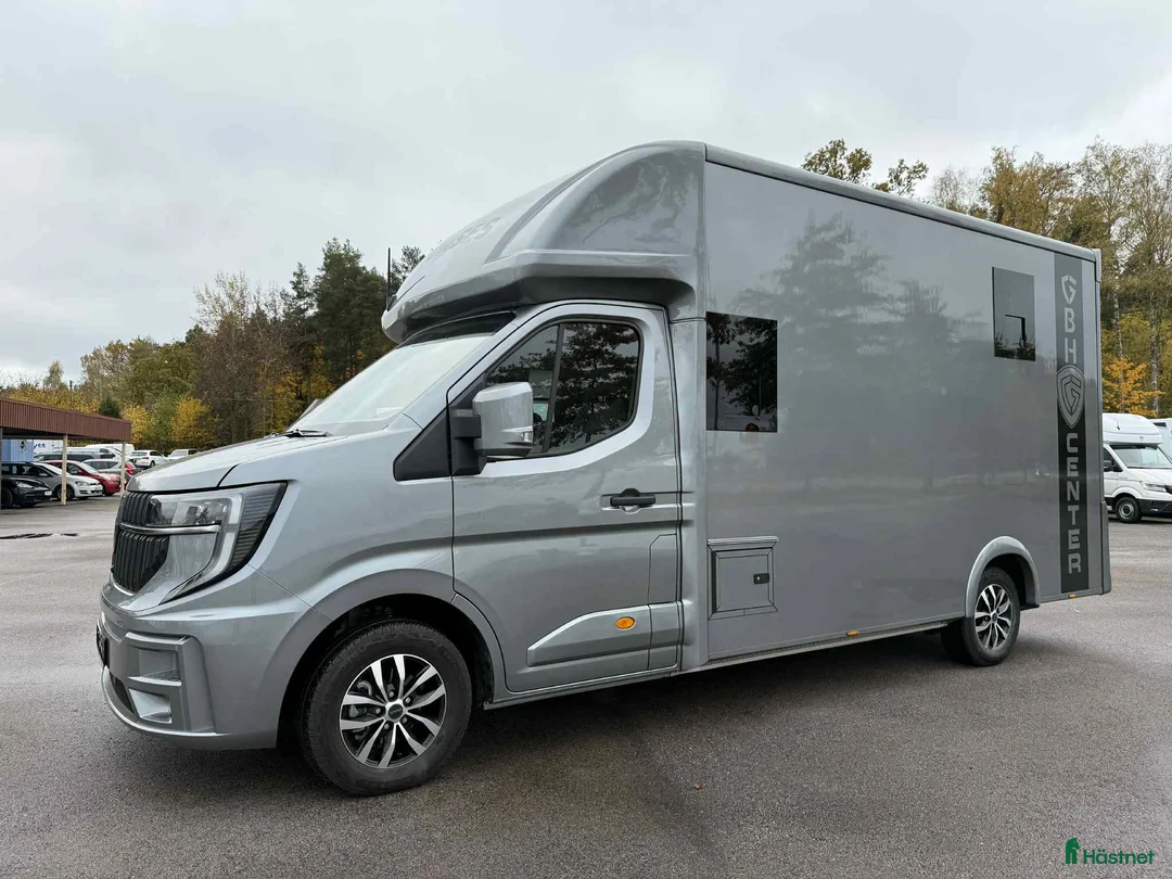 Hästlastbilar  fordon & transport till salu: NORDIC HORSE 5 STUTERI *HÖG LASTVIKT* i Köping - Annons 4