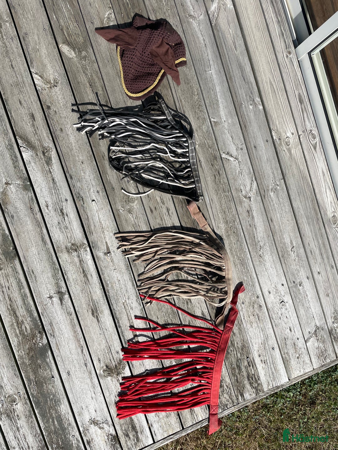 Övrig Hästutrustning hästutrustning till salu: 3flugpannband och en brun huva i Tygelsjö - Annons 2