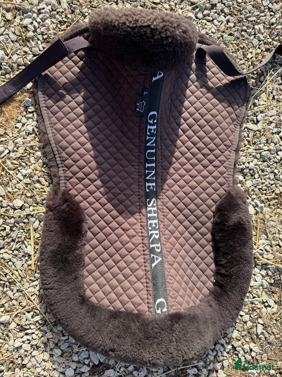 Sadeltillbehör hästutrustning till salu: Fårskinns padd  - Annons 1