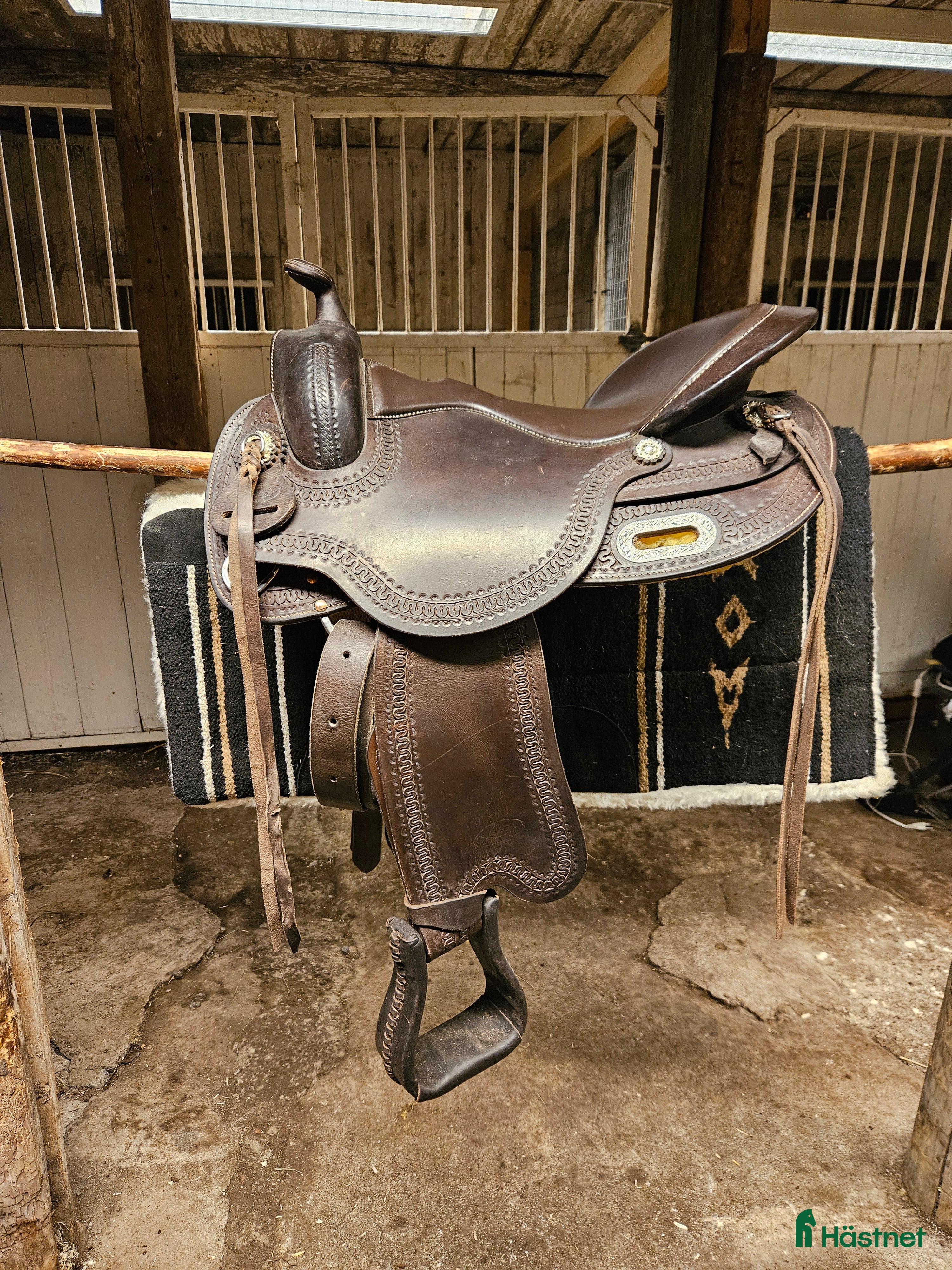 Sadlar hästutrustning Freemax shortback 16"6 i Björklinge - Annons 2