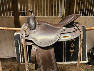 Sadlar hästutrustning Freemax shortback 16"6 i Björklinge - Annons 2