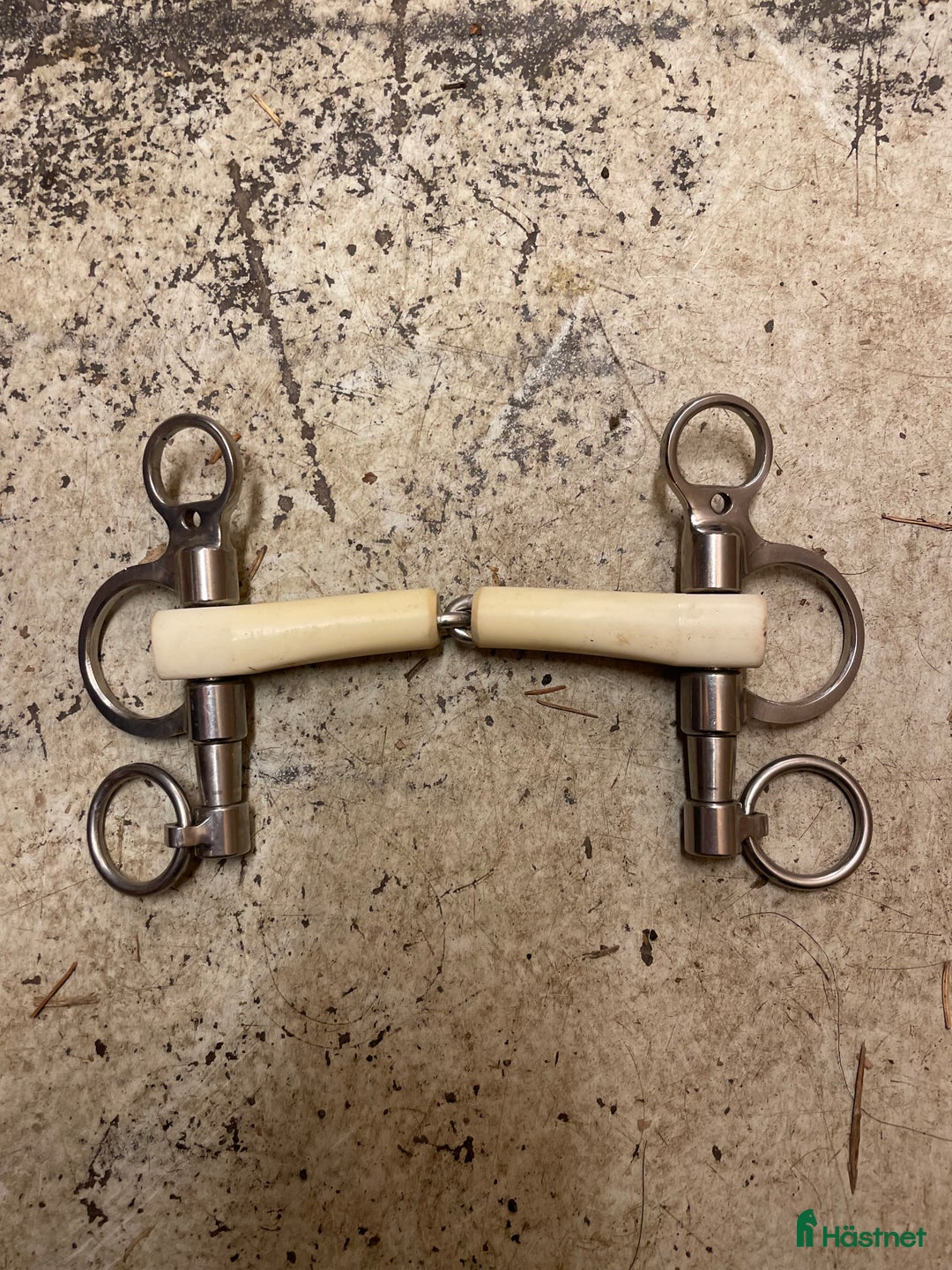 Bett hästutrustning till salu: Winderen pelham i Tumba - Annons 1