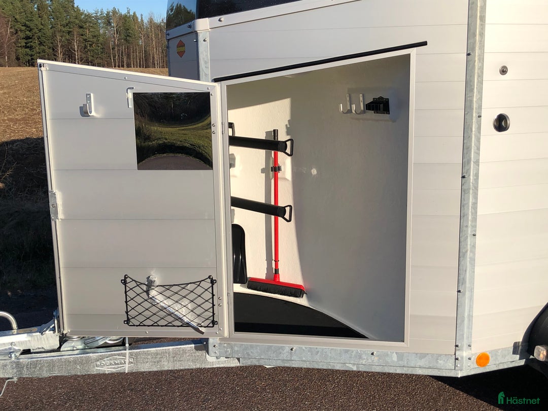 Hästtransporter  fordon & transport till salu: Böckmann Champion #2025 med kombiramp! Kampanj! i Borlänge - Annons 3