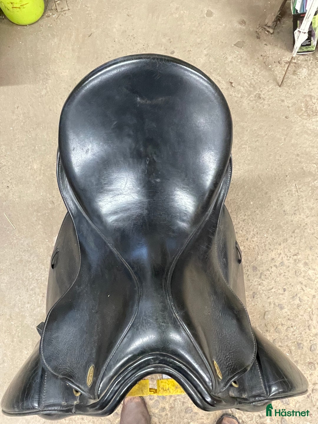 Sadlar hästutrustning till salu: Svart dressyrsadel Arthur deluxe  i Töreboda - Annons 5
