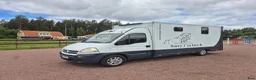 Hästlastbilar  fordon & transport till salu: Bkortsbuss med xtra stoor sadelkammare  i Falun - Annons 2