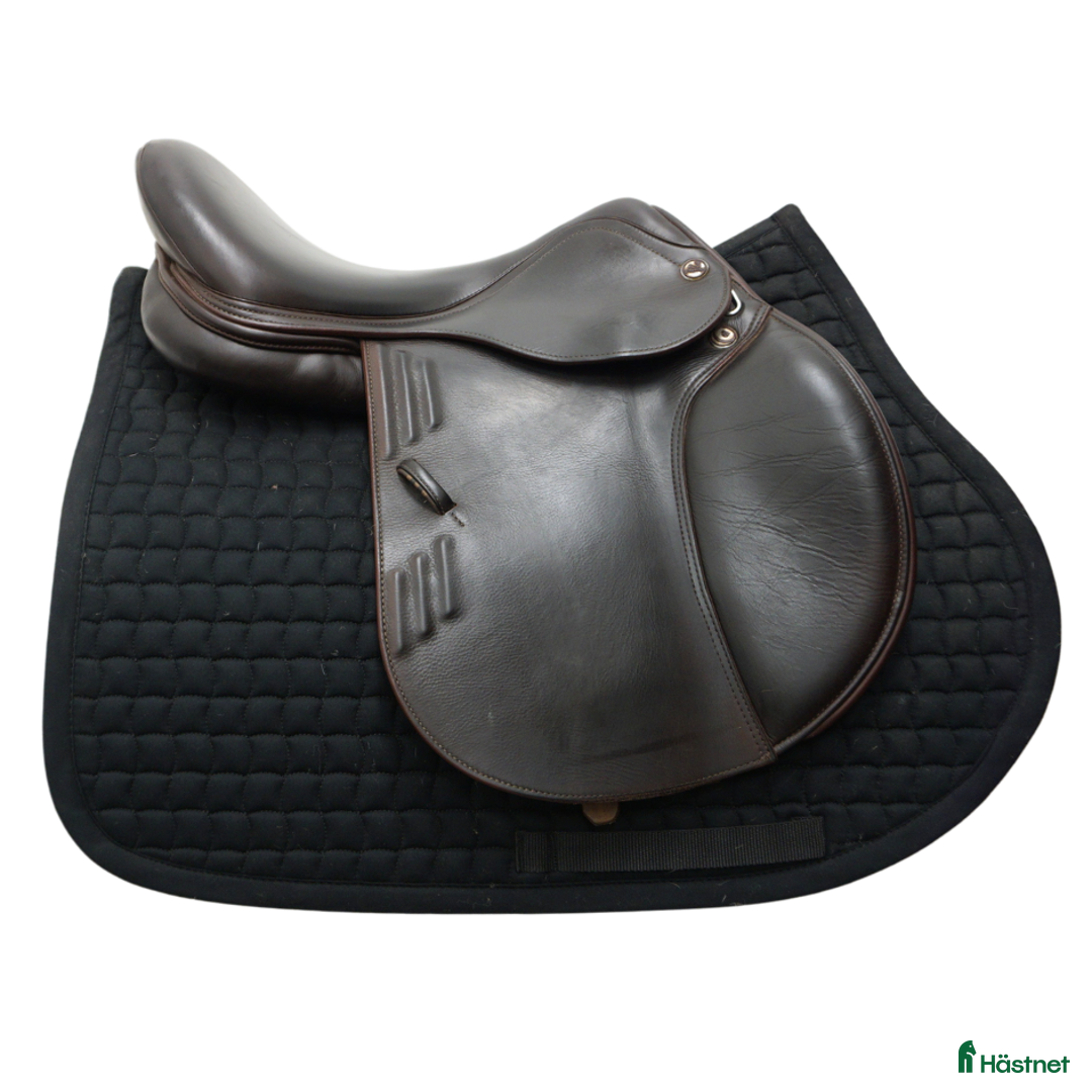 Sadlar hästutrustning till salu: Prestige Synchrony 17" i Upplands Väsby - Annons 2