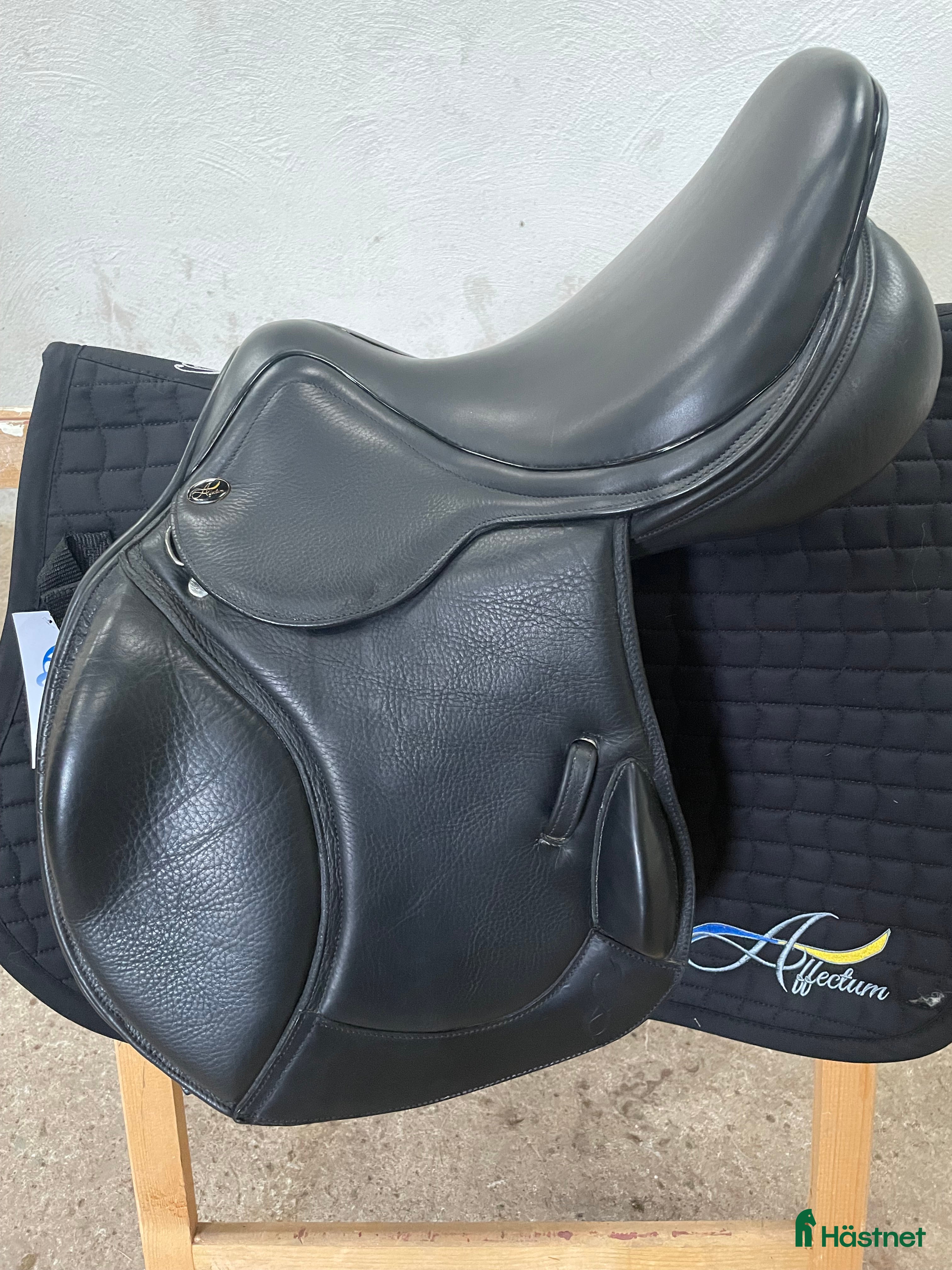Sadlar hästutrustning till salu: Sadel Faith i Tygelsjö - Annons 4