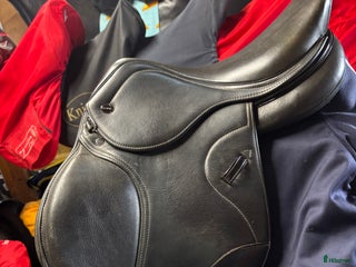 Sadlar hästutrustning till salu: Ikonic hybrid ponny jump i Klippan - Annons 10