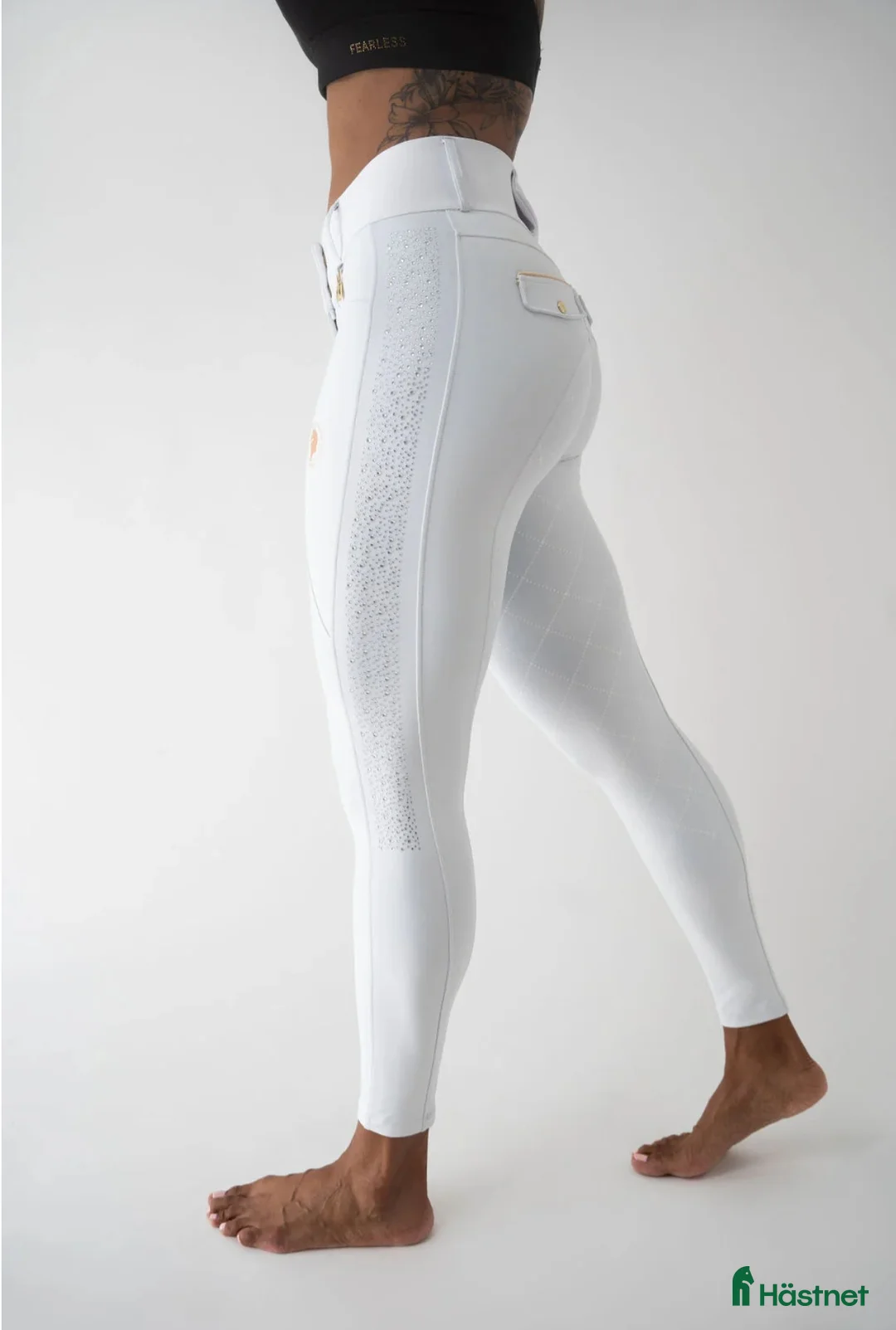 Ridbyxor ryttarutrustning till salu: NYA unika vita ridbyxor med bling & svart insida i Tumba - Annons 2