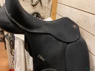Sadlar hästutrustning HKM Zeus dressyrsadel. - Annons 6