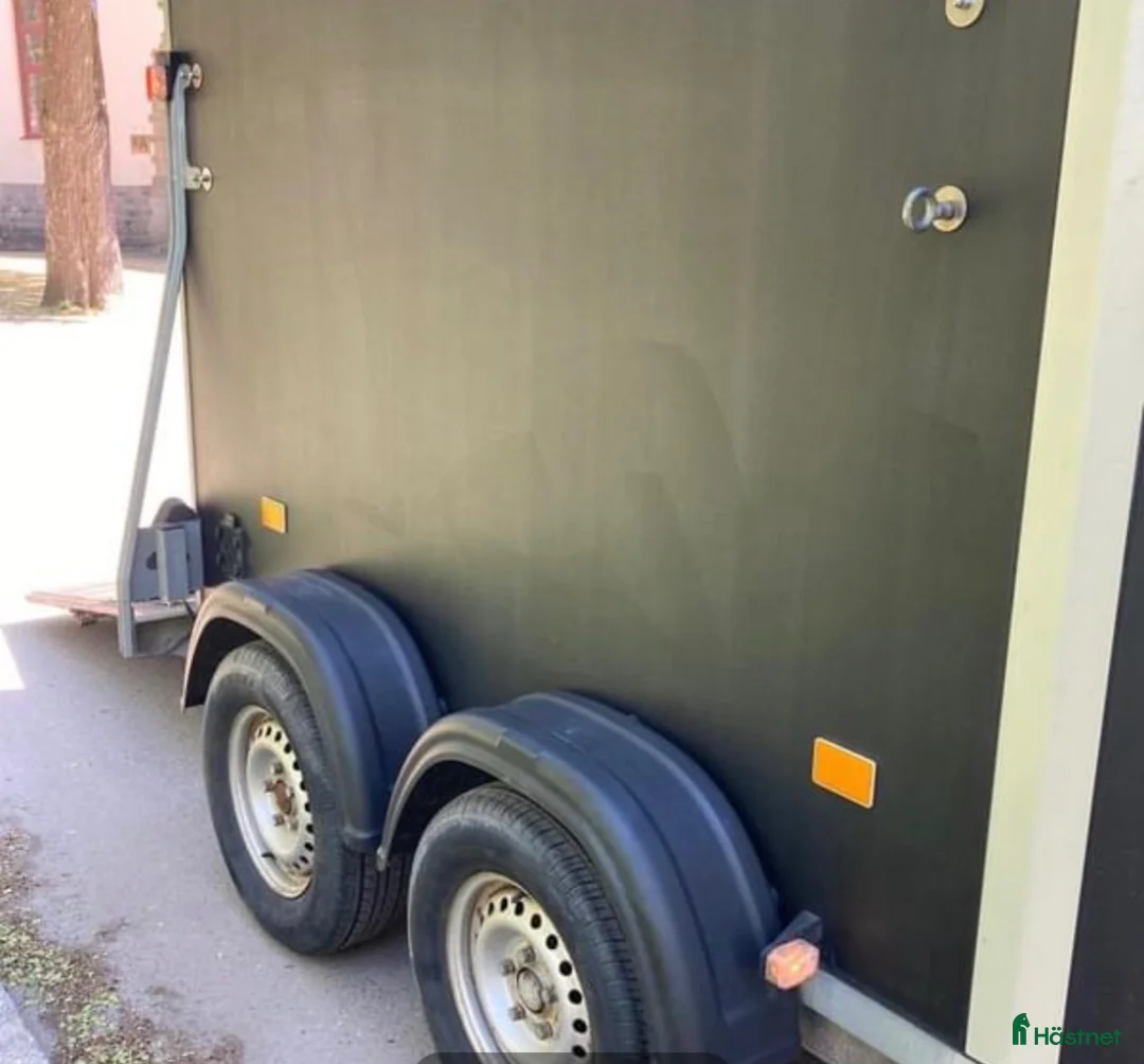 Hästtransporter  fordon & transport till salu: Cheval Liberté trasport, lättkörd & låg totalvikt - Annons 6
