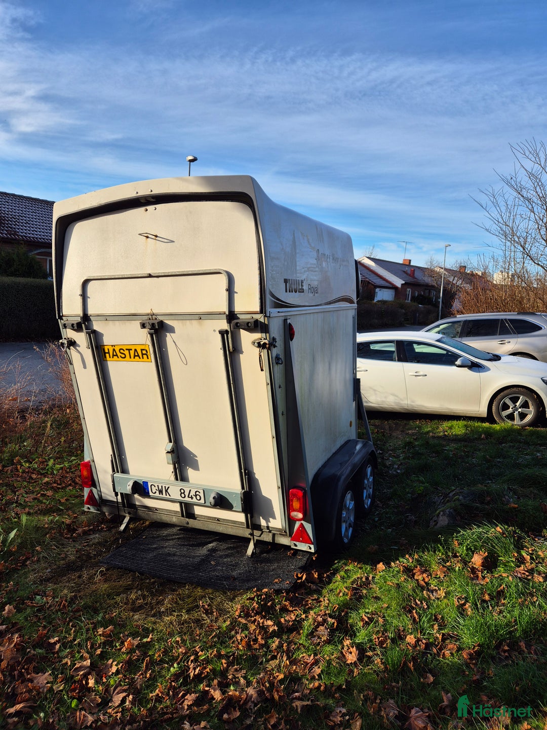 Hästtransporter  fordon & transport till salu: Thule Royal 135 i Österskär - Annons 2