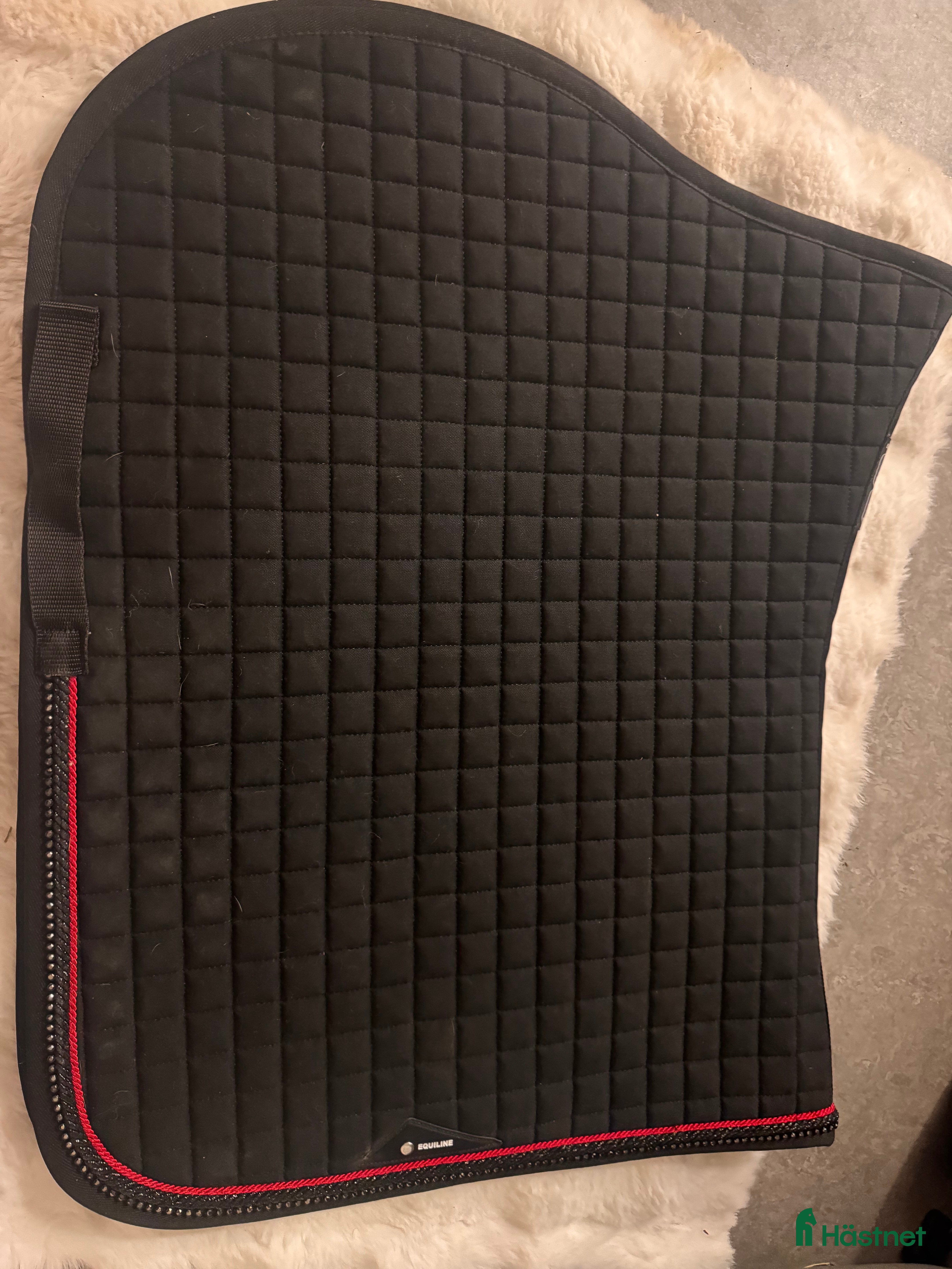 Schabrak & Vojlockar hästutrustning till salu: Equiline schabrak  i Strängnäs - Annons 24