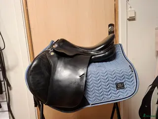 Sadlar hästutrustning Prestige Golden Star - Annons 1