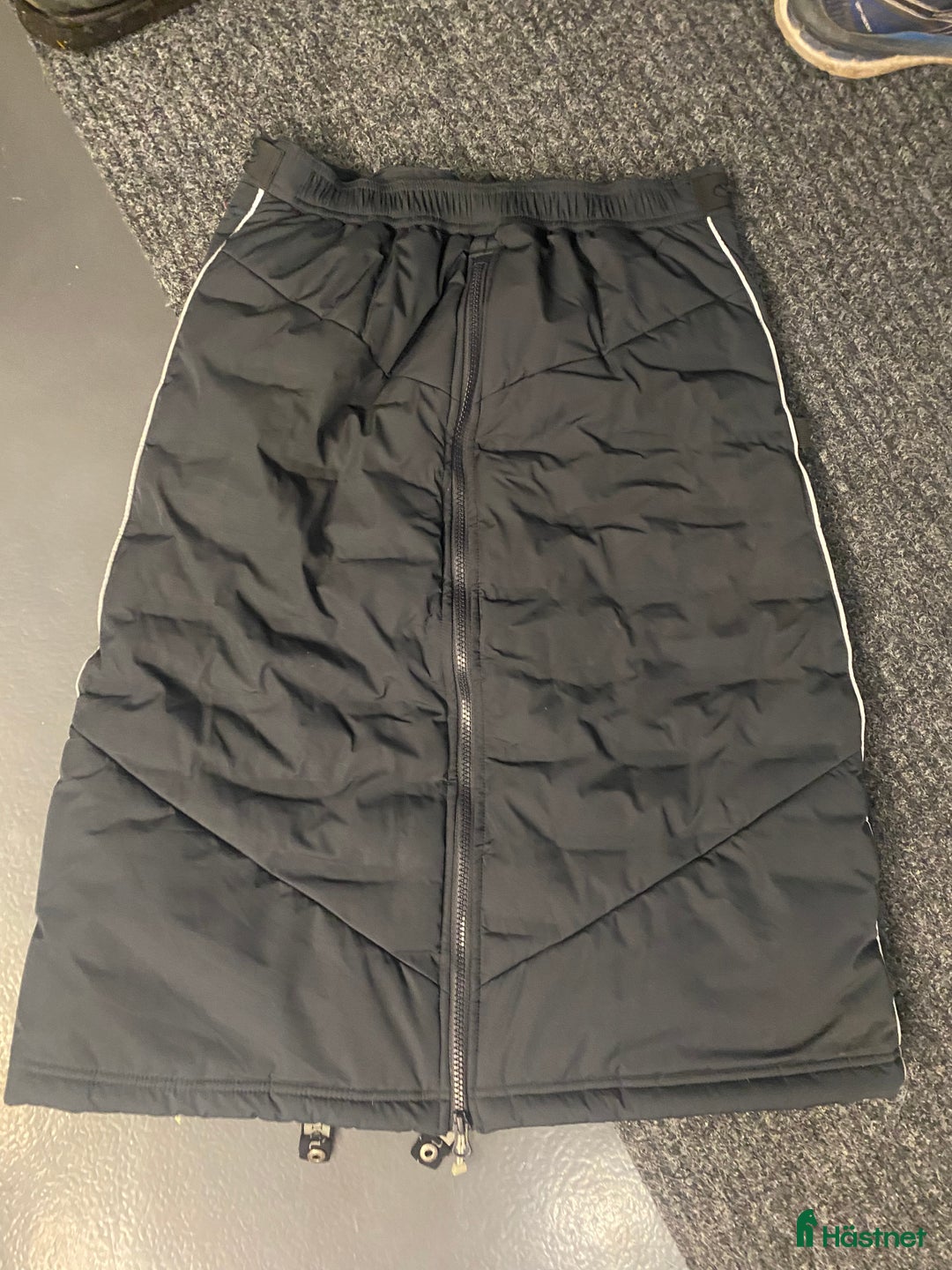 Övrigt Ridkläder ryttarutrustning till salu: Uhip täckkjol i Saltsjö-Boo - Annons 3