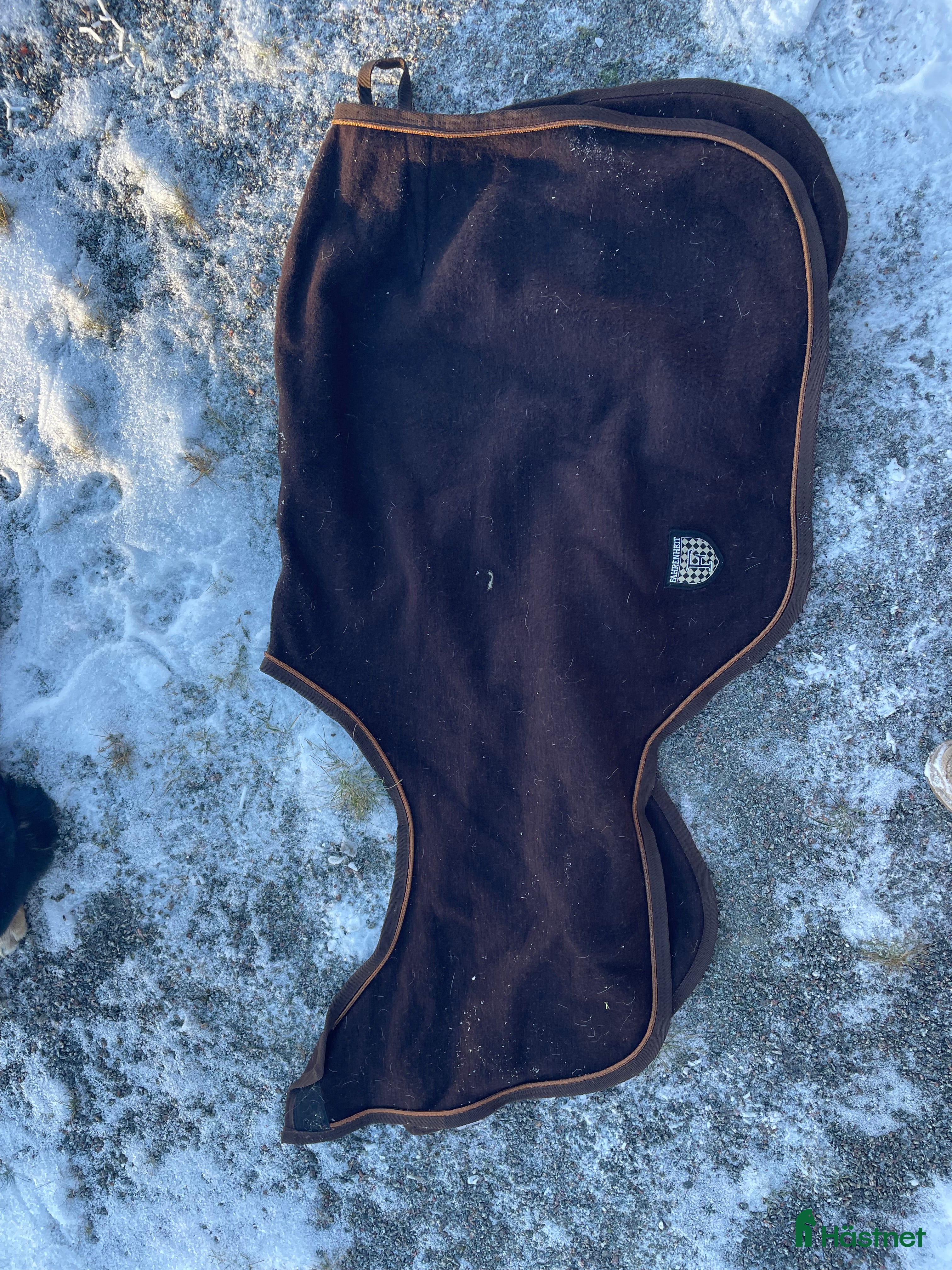 Täcken hästutrustning till salu: Ländtäcke  i Knivsta - Annons 9