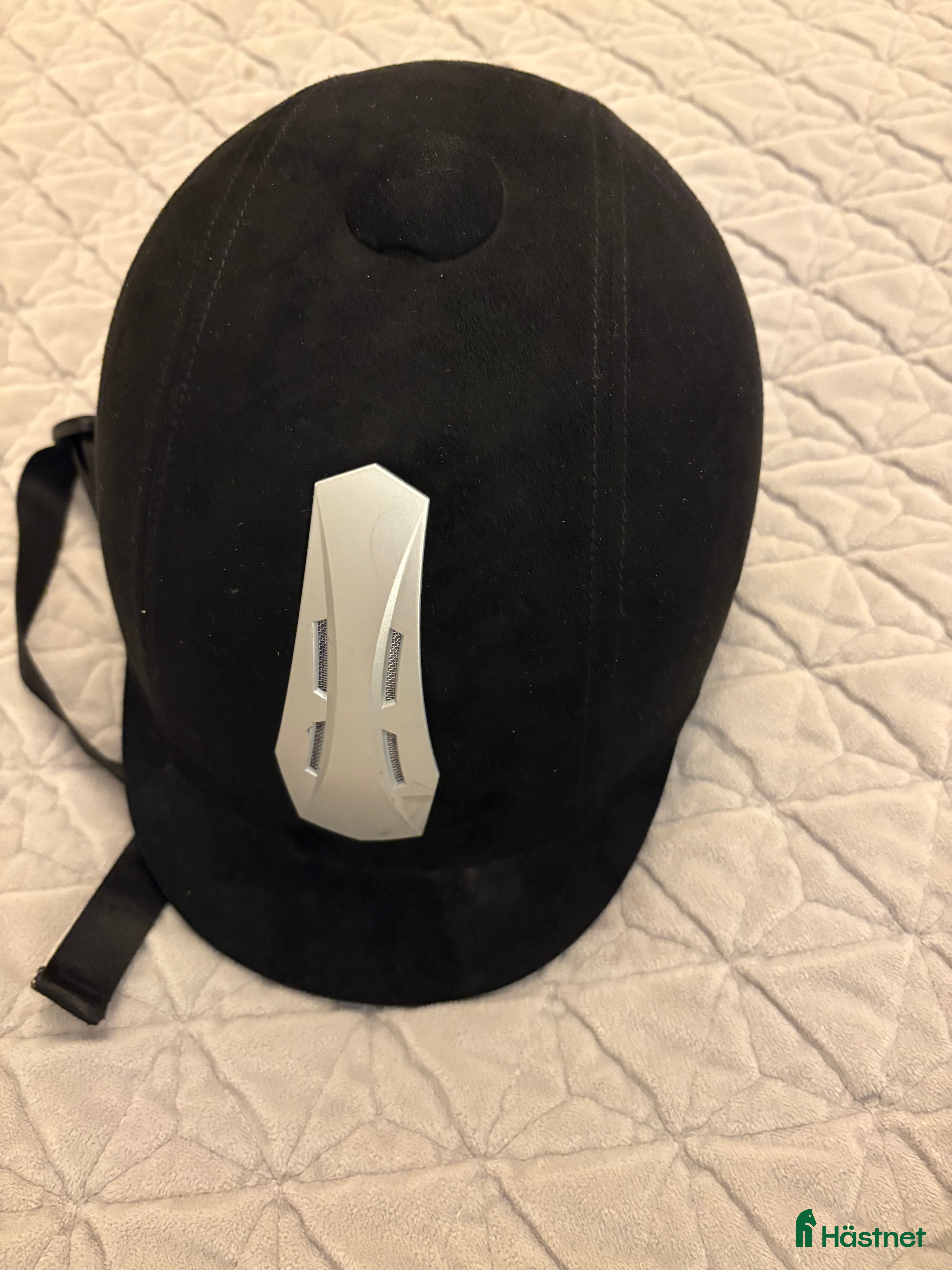 Hjälmar ryttarutrustning till salu: Klassisk hjälm från CRW i Stockholm - Annons 10