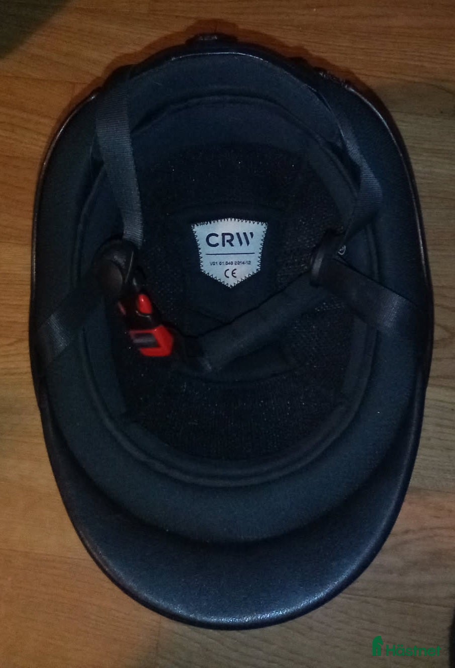 Hjälmar ryttarutrustning till salu: Ridhjälm  - Annons 1