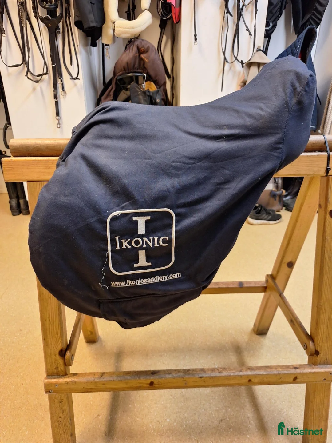 Sadlar hästutrustning till salu: Ikonic light hoppsadel  i Lund - Annons 7