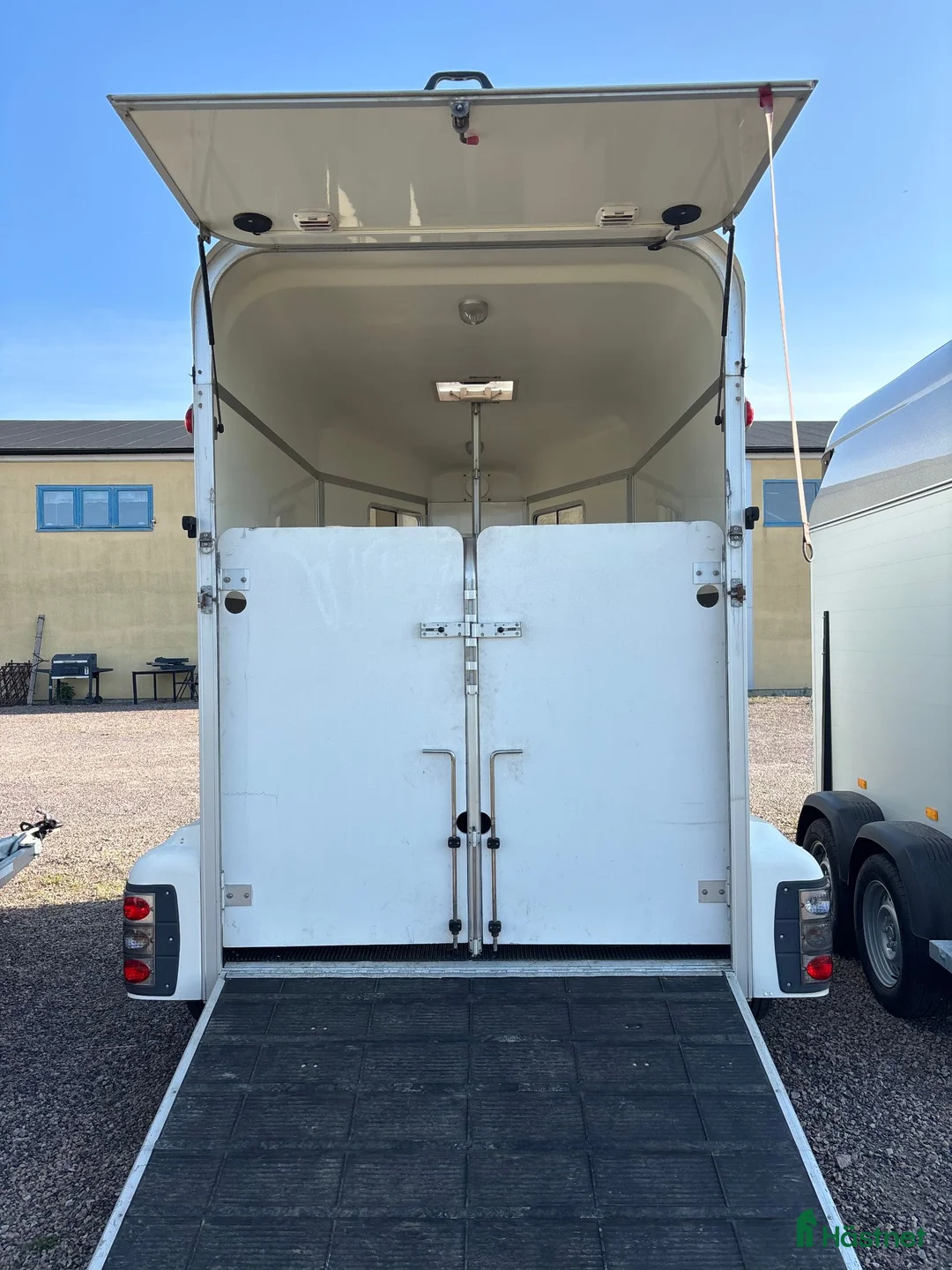 Hästtransporter  fordon & transport till salu: UME med avdragsgill moms - Annons 2