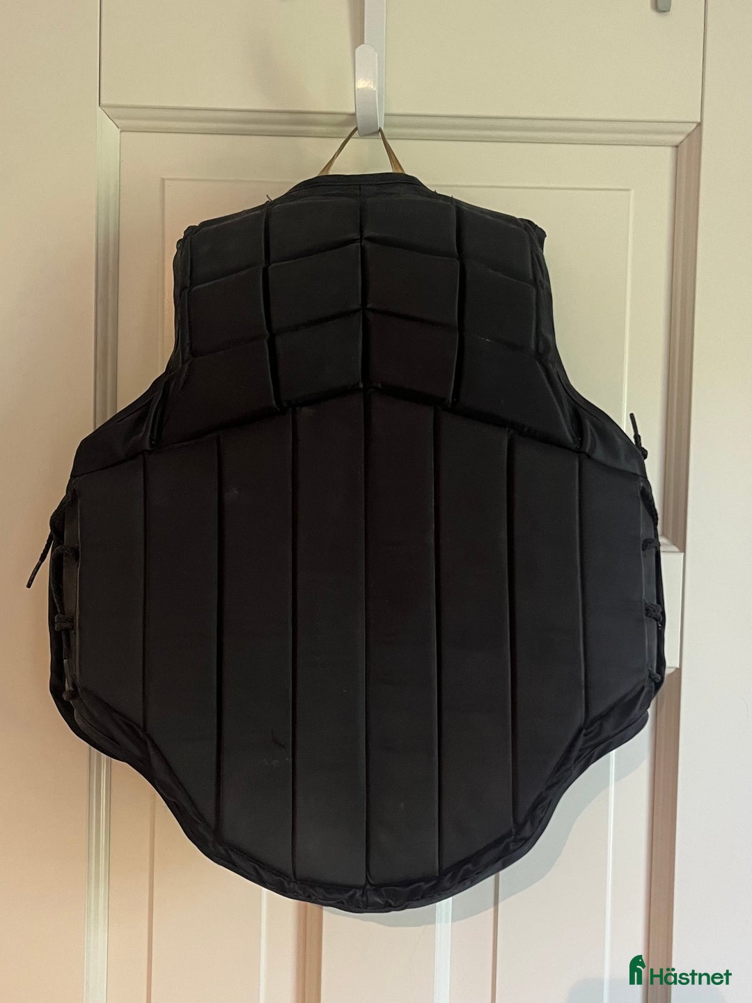 Säkerhetsvästar ryttarutrustning till salu: Racesafe ridväst  i Norrköping - Annons 2