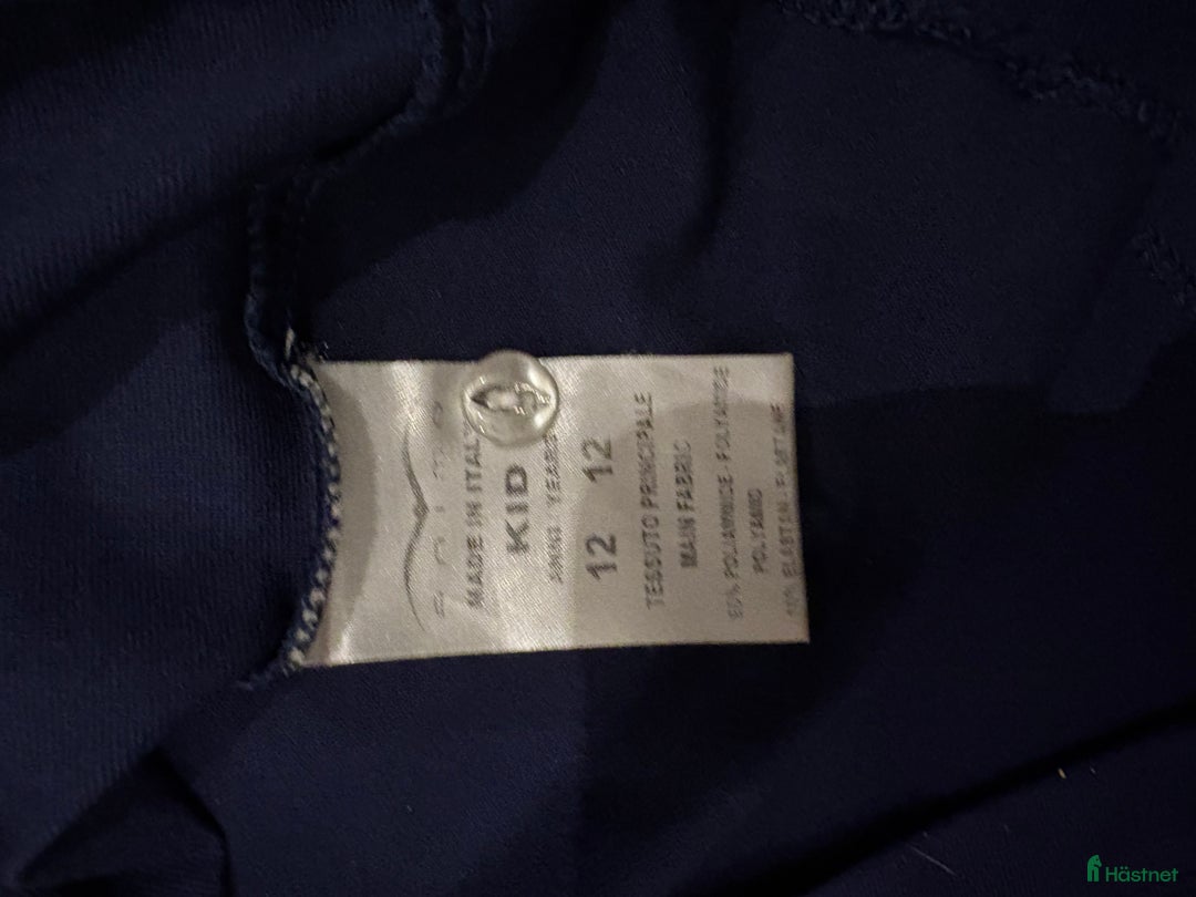 Jackor & Kavajer ryttarutrustning till salu: Fin Animokavaj & tävlingstoppar, junior stl 12 i Arlöv - Annons 9