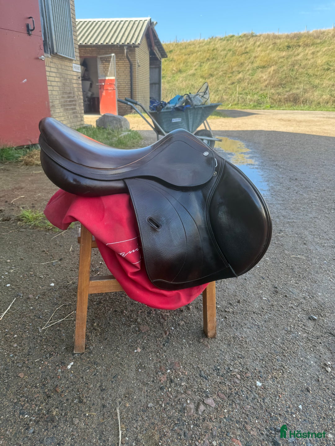 Sadlar hästutrustning till salu: Equipe Expression med Kalvskinn  i Vellinge - Annons 4