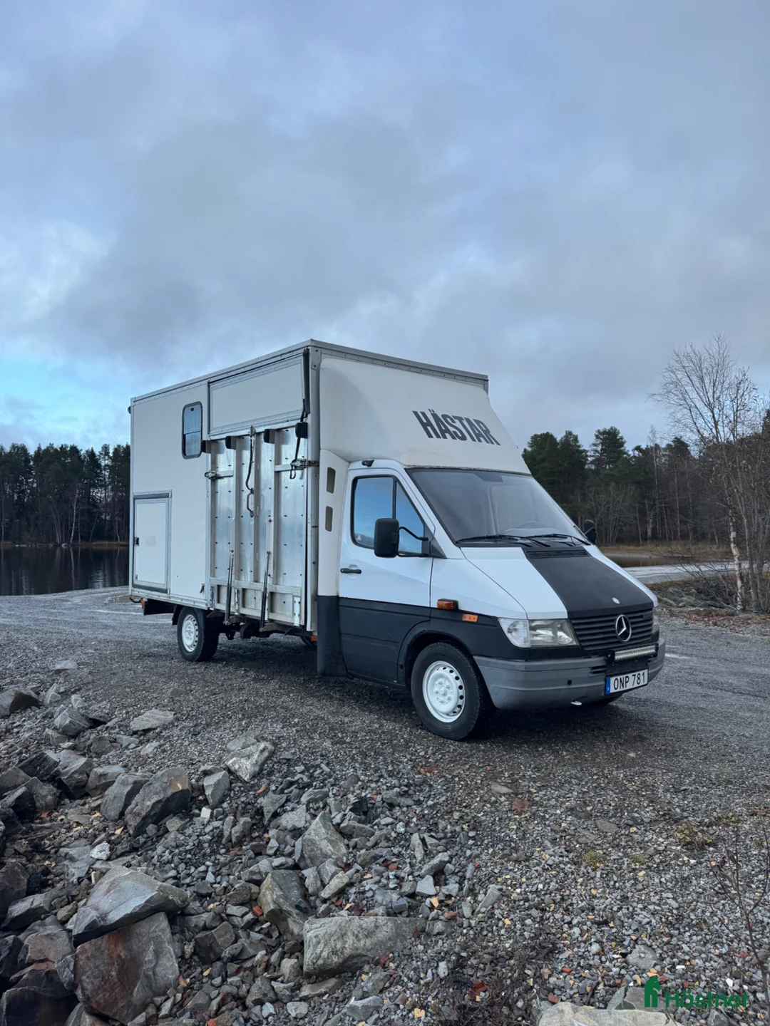 Hästlastbilar  fordon & transport till salu: B-kortsbuss - Mercedes Sprinter - Annons 2