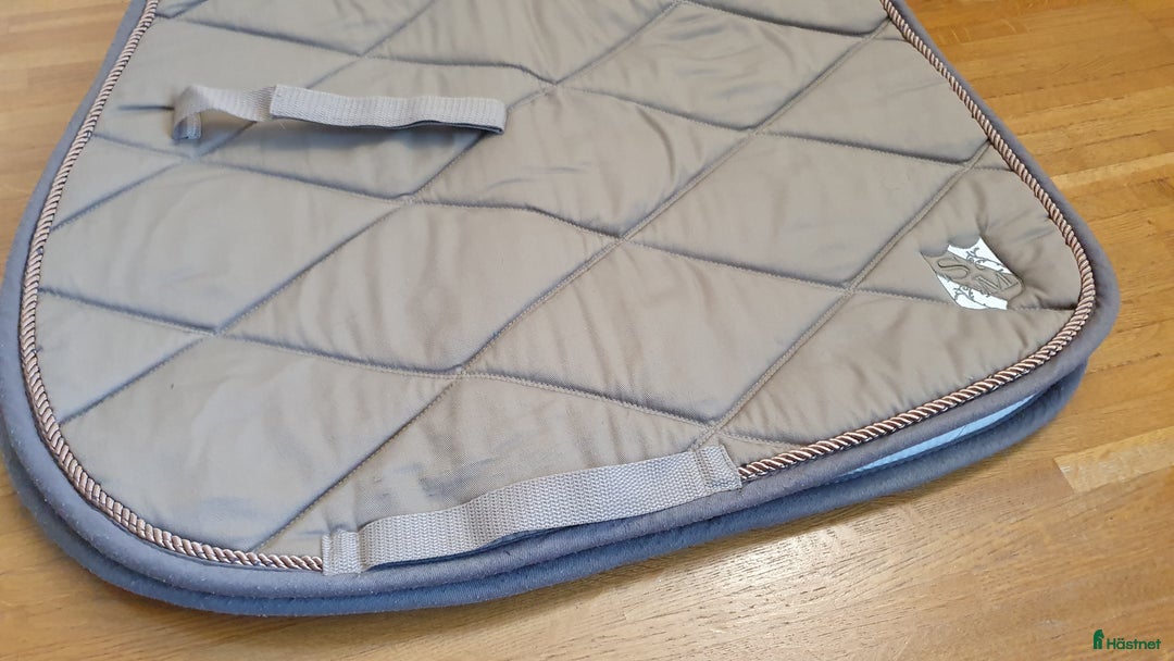 Schabrak & Vojlockar hästutrustning till salu: Schabrak i Haninge - Annons 2