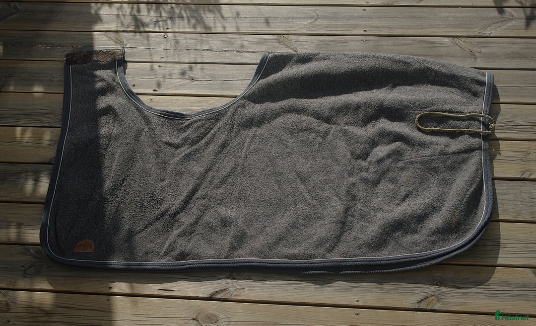 Täcken hästutrustning till salu: Täcken 130-135 cm i Ljungbyholm - Annons 12