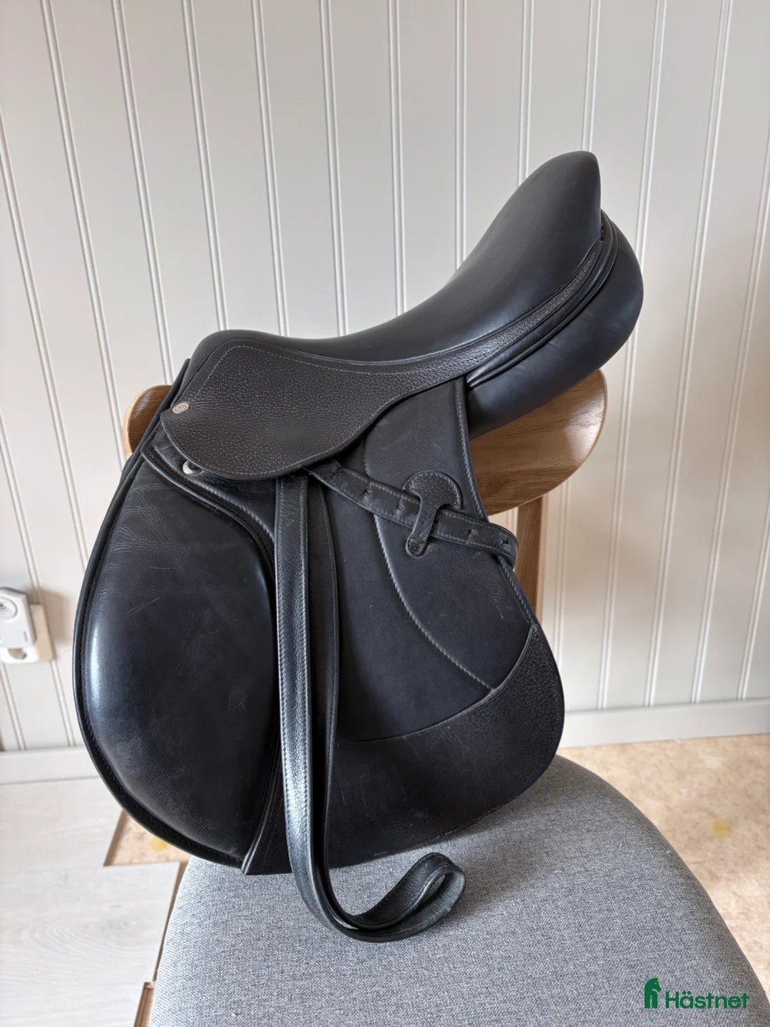 Sadlar hästutrustning till salu: Fin ergox2 hoppsadel - Annons 5