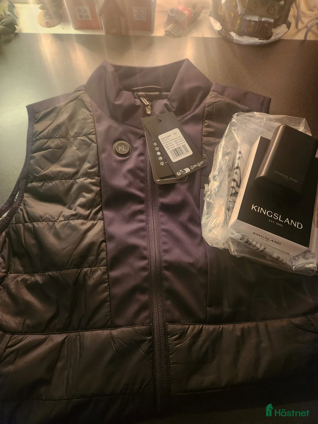 Övrigt Ridkläder ryttarutrustning till salu: Värmeväst i Götene - Annons 4