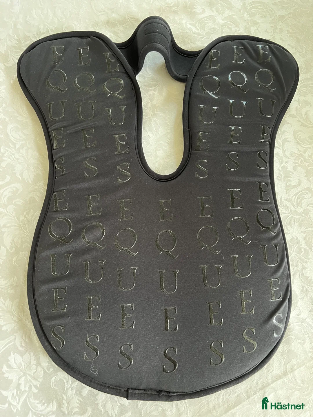 Sadeltillbehör hästutrustning till salu: Eques memory foam pad  - Annons 1