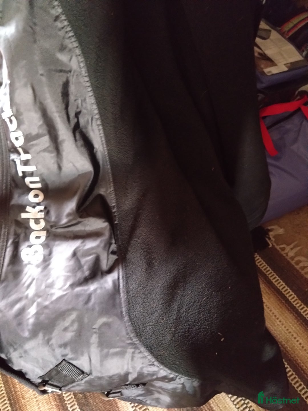 Täcken hästutrustning till salu: Täcken i Fellingsbro - Annons 1