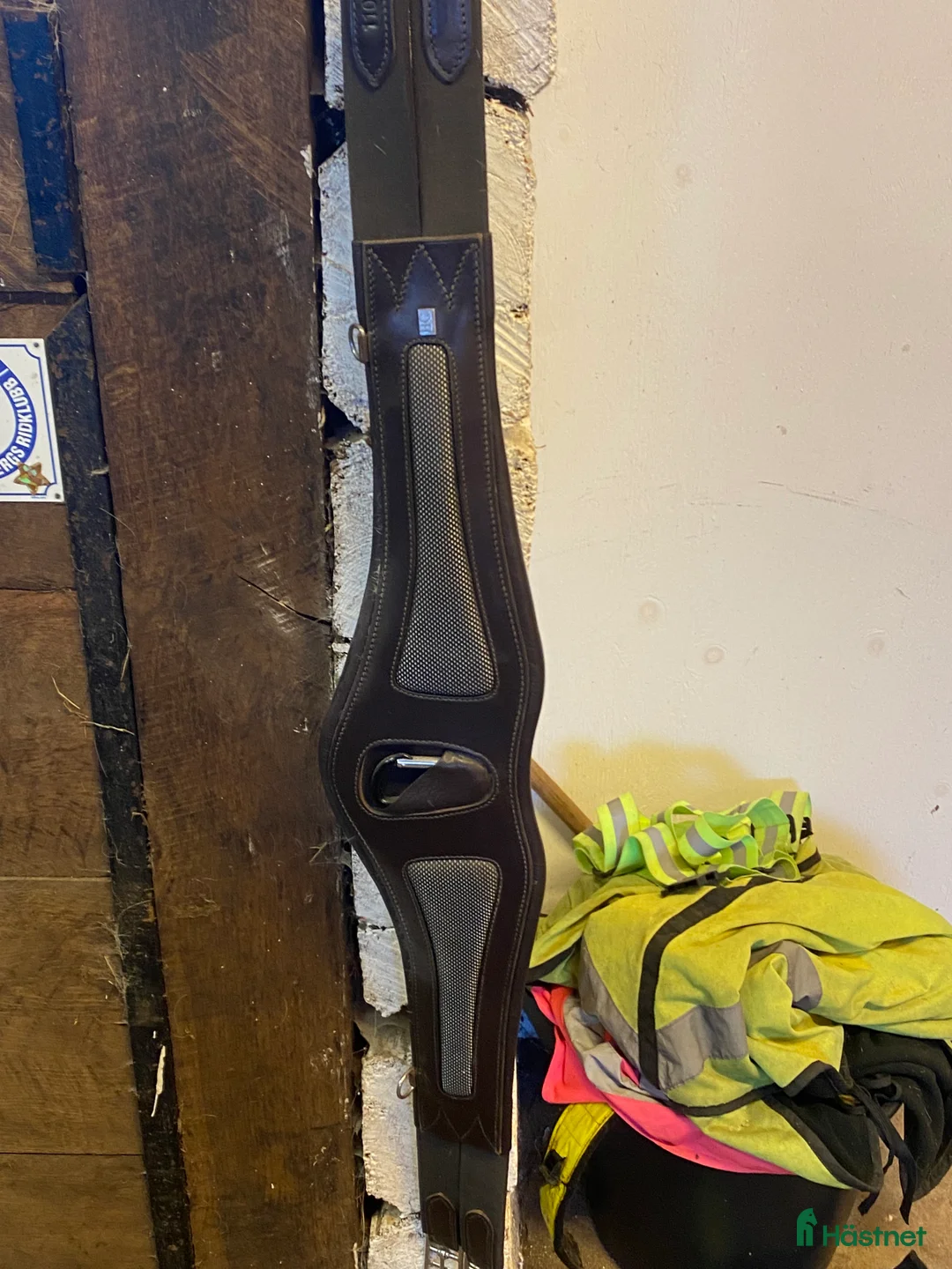 Sadeltillbehör hästutrustning till salu: Hoppschabrak, hoppgjord och ländtäcke  i Bottnaryd - Annons 4