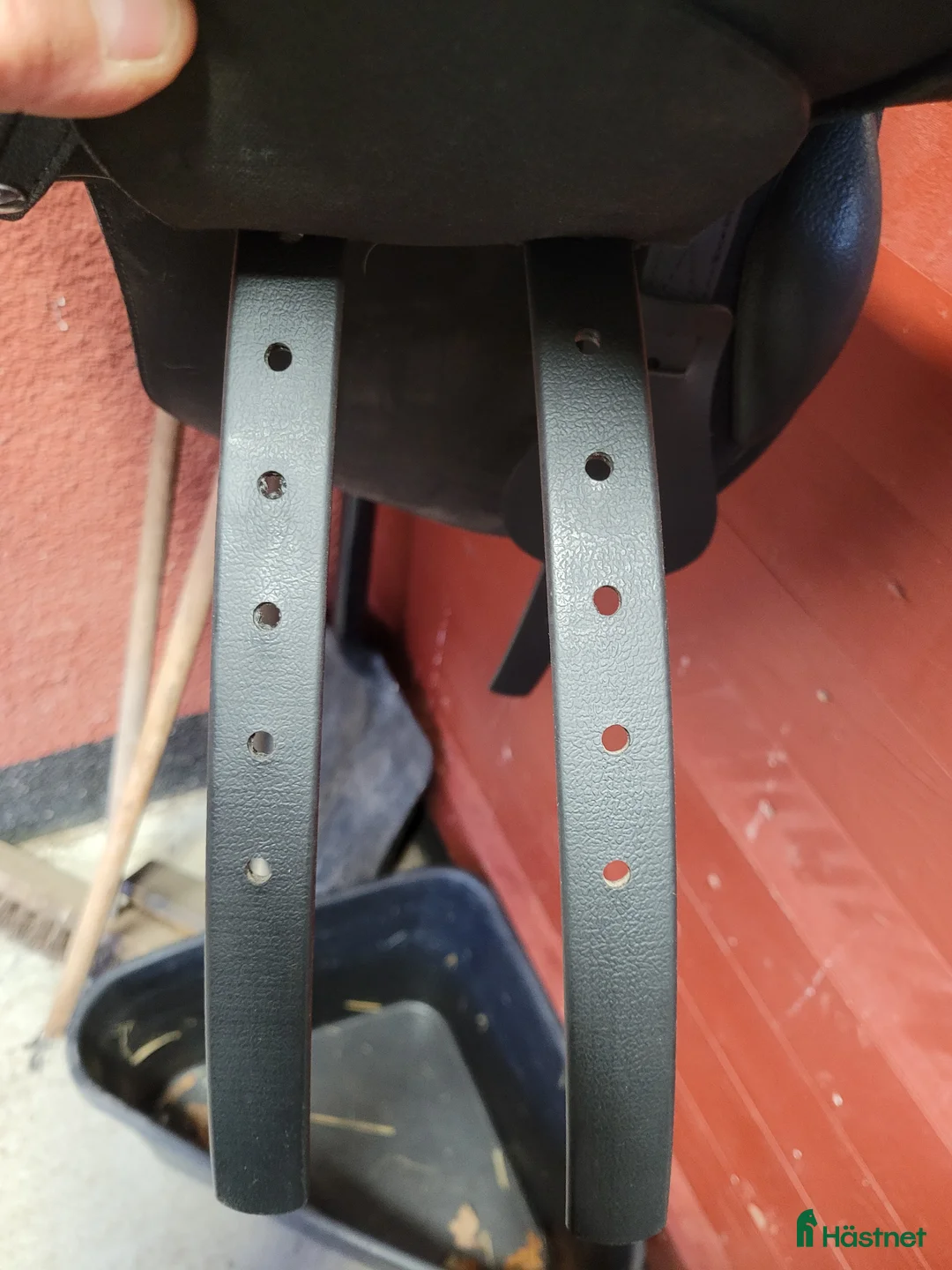 Sadlar hästutrustning till salu: Wintec inkl 2 koppjärn  - Annons 6